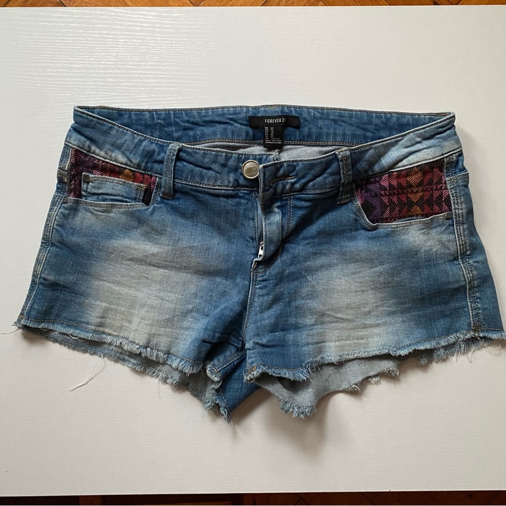 Forever 21 Blue Denim Women's Shorts Aztec Tribal Pattern Native American Red 27